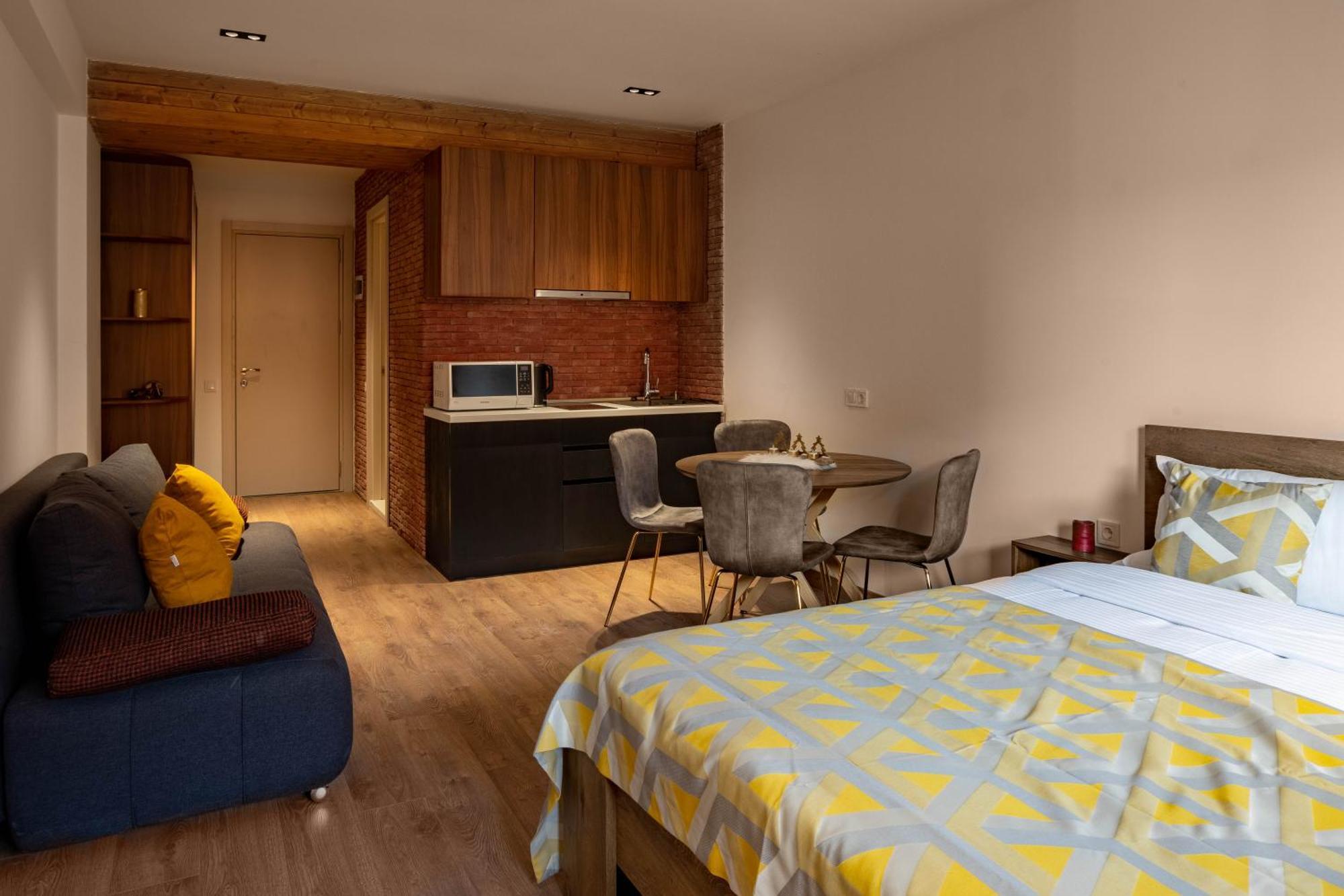 Four Seasons - New Gudauri Aparthotel Phòng bức ảnh
