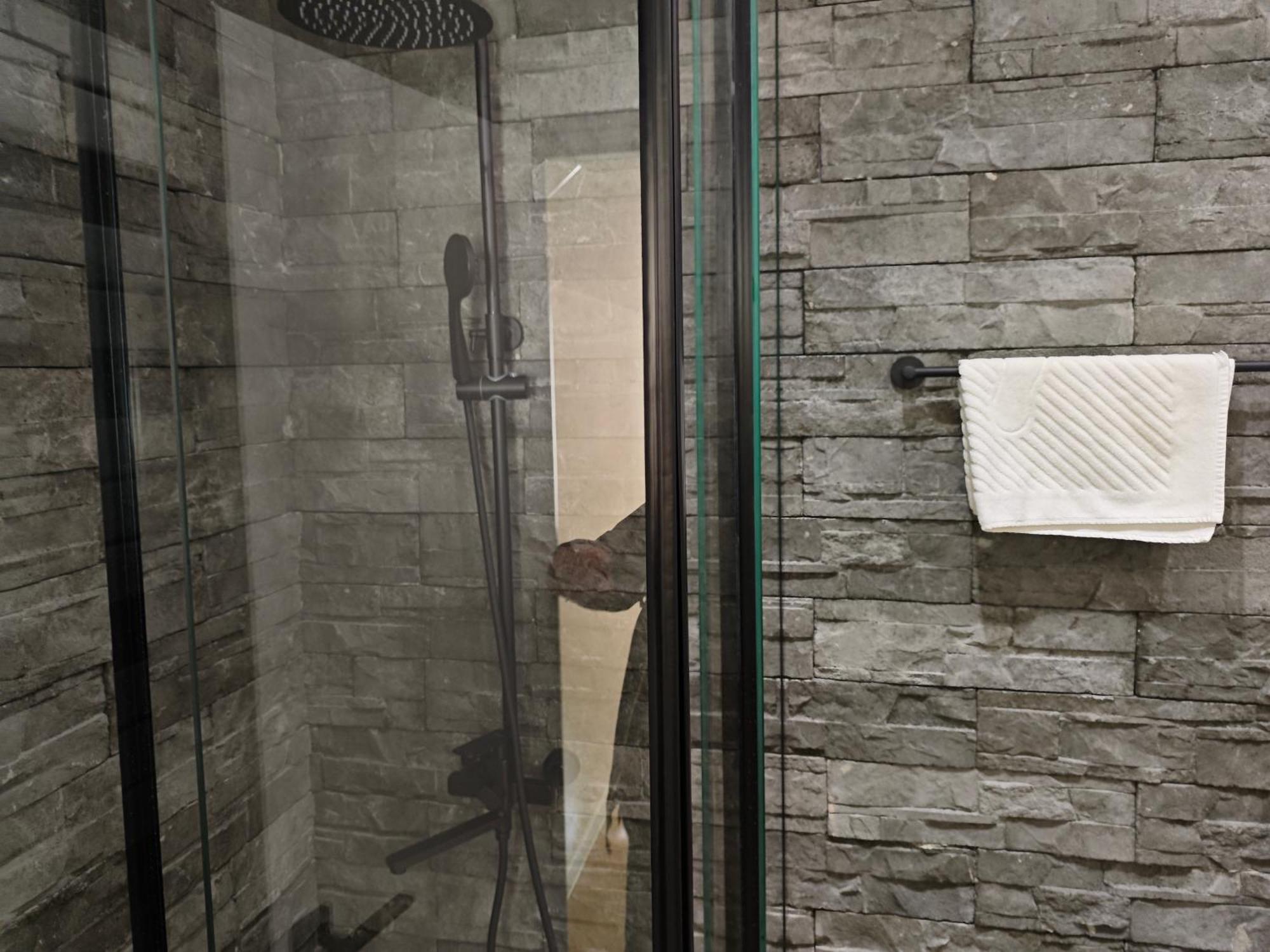 Four Seasons - New Gudauri Aparthotel Ngoại thất bức ảnh